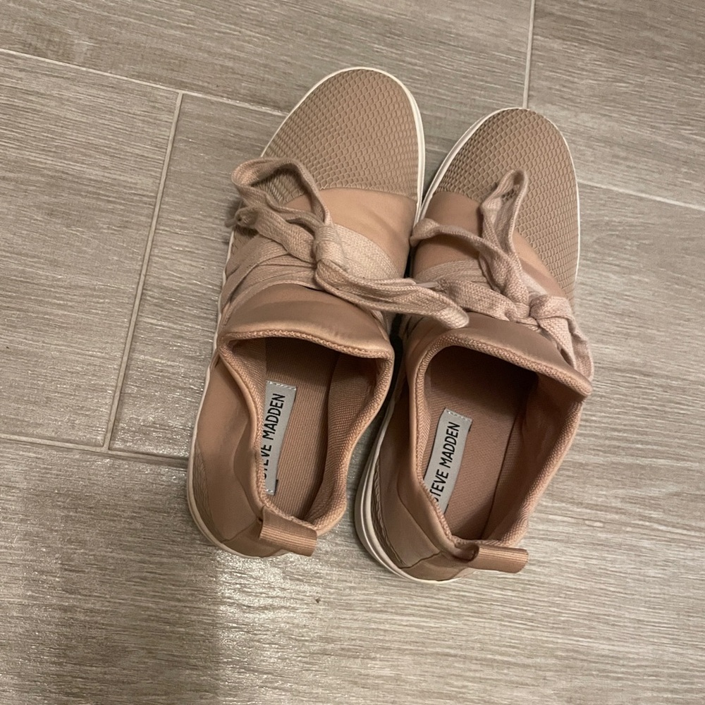 Steve Madden Blush Pink Beige Tan Women's Sneakers Lancer 8 - Picture 5 of 8